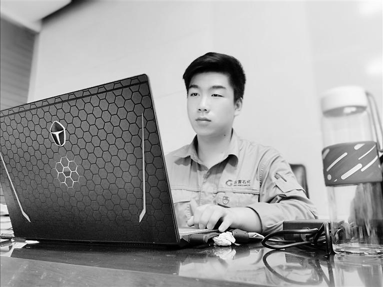 總書記的話兒記心間丨還沒(méi)畢業(yè)，工作就落實(shí)了!