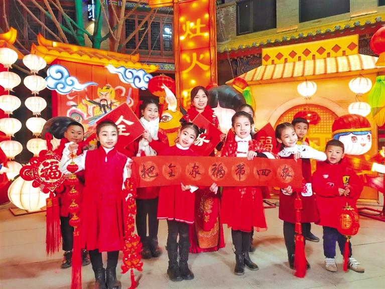 原創(chuàng)音樂電視《全家福》向蘭州市人民拜年！