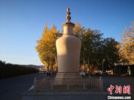 圖為2020年11月，沐浴在晨光中的莫高窟道士塔。(資料圖) 馮志軍 攝