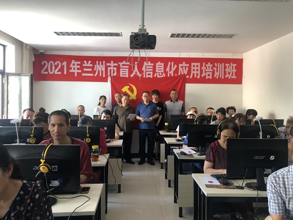 維權處黨支部開展“法律宣傳進學?！敝驹刚叻栈顒?>
        </a><em>維權處黨支部開展“法律宣傳進學校”志愿者服務活動</em></li>

                </ul>
            </div>
            <!-- public platform -->
            <div   id=