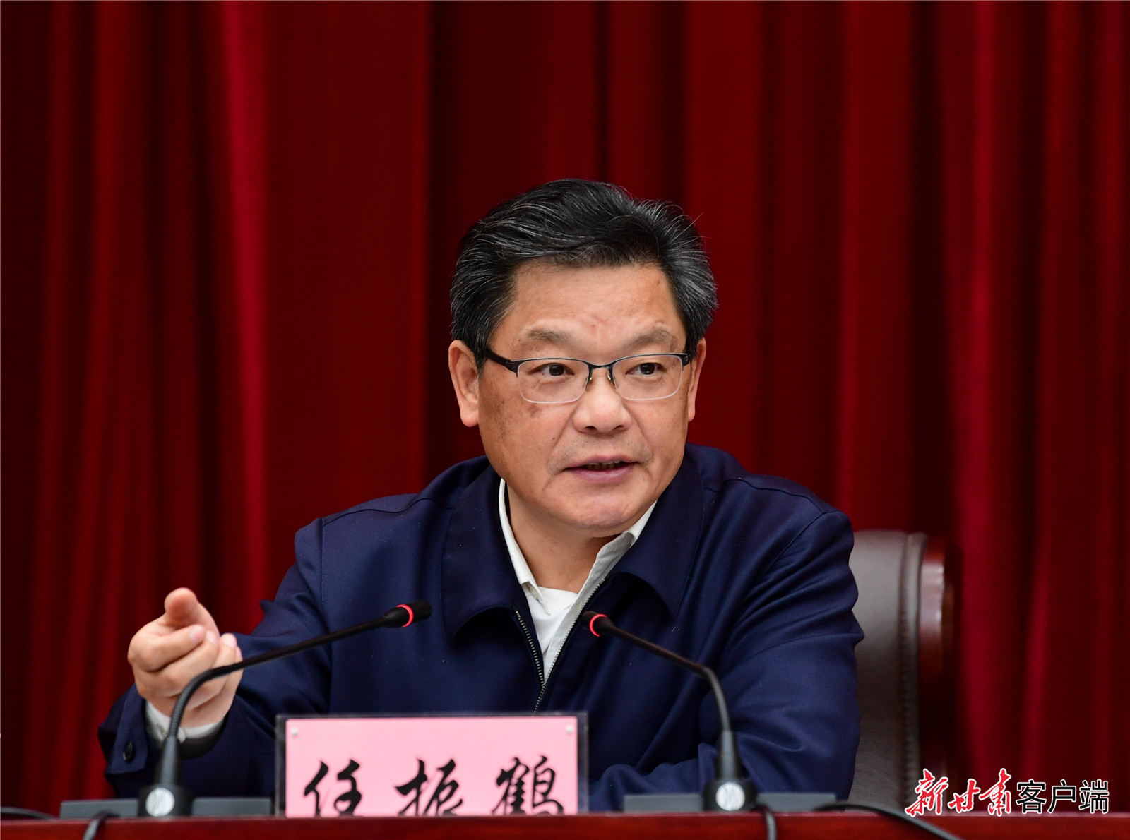 任振鶴在全省新型城鎮(zhèn)化工作推進會議上強調(diào)：凝心聚力抓落實、蹄疾步穩(wěn)向前進，奮力推進新型城鎮(zhèn)化建設再上新臺階