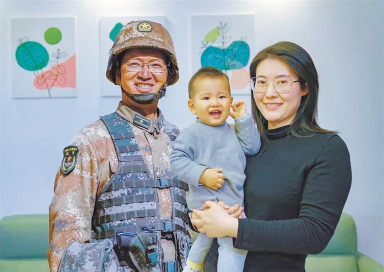 蘭州市退役軍人事務局舉行清明代祭掃儀式 陳紅軍烈士父親給兒子寫來寄語 “你是祖國的好兒女，也是我們的驕傲”