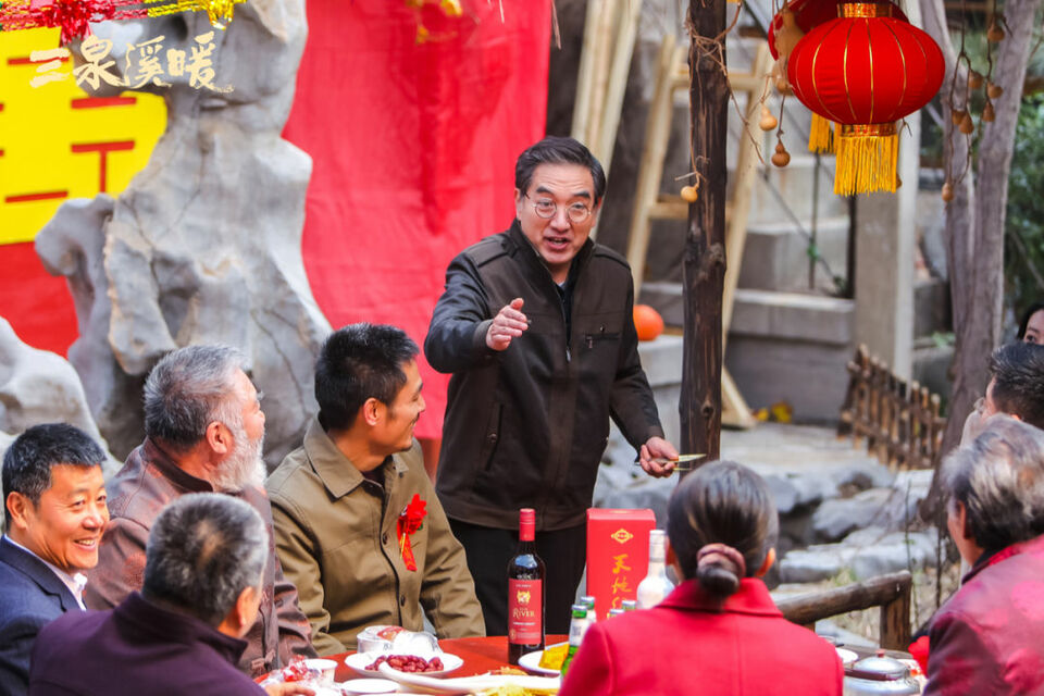 還原鄉(xiāng)味，留住鄉(xiāng)愁，《三泉溪暖》定檔央一