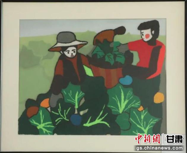 皋蘭縣高原夏菜項(xiàng)目幫助當(dāng)?shù)貗D女增收致富。刺繡 黃淑娟 繡稿 趙海科